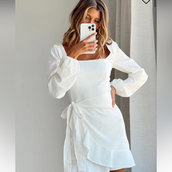 BRAND NEW Princess Polly White Wrap Dress - Picture 1 of 4